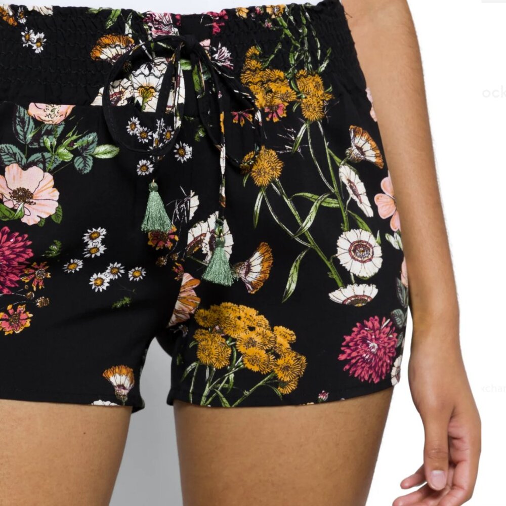 Stitch fix Odessa High Rise Smocked Waist Drawstring Shorts Womens Size L